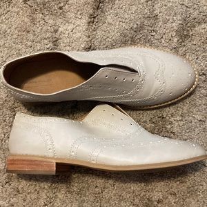 Gray Stretch Oxfords